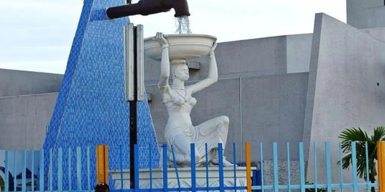 Kinshasa : La Regideso se lance dans l’eau en bouteilles – un pari rentable ?